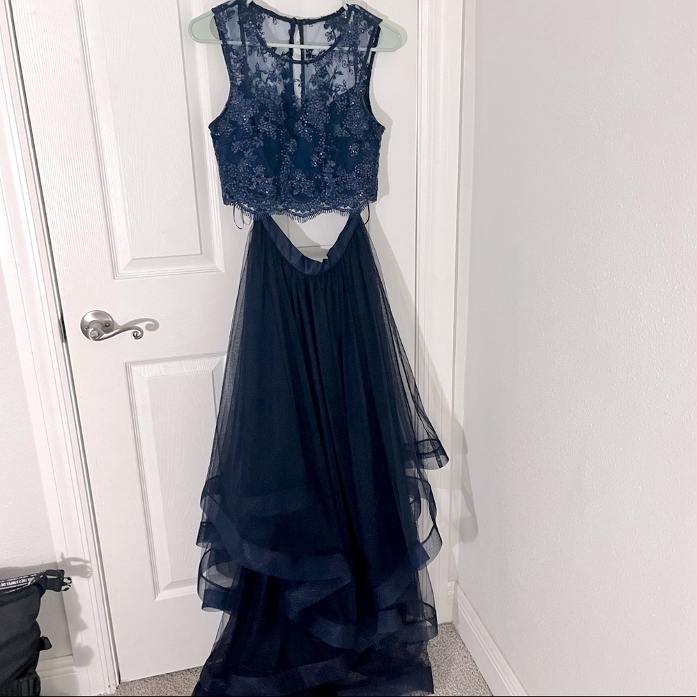 Home coming or prom two piece size 7/8